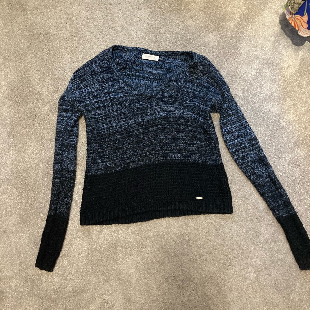 Gilly Hicks sweater